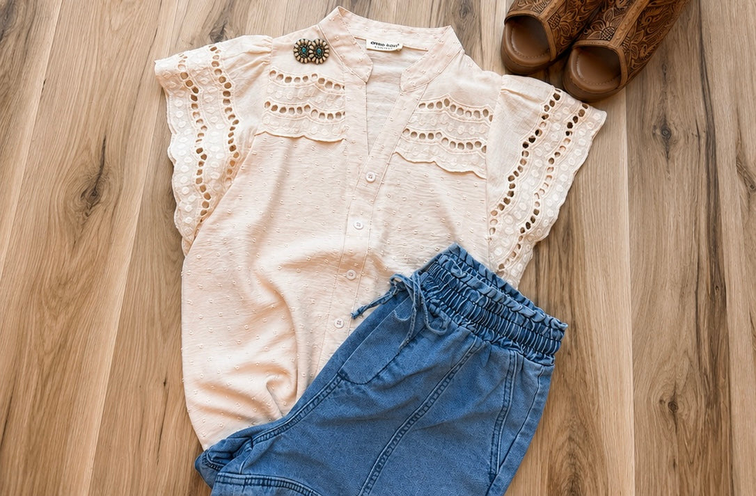 The Coastal Eyelet